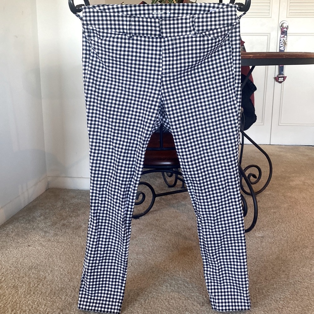 Plaid black and white old navy pants